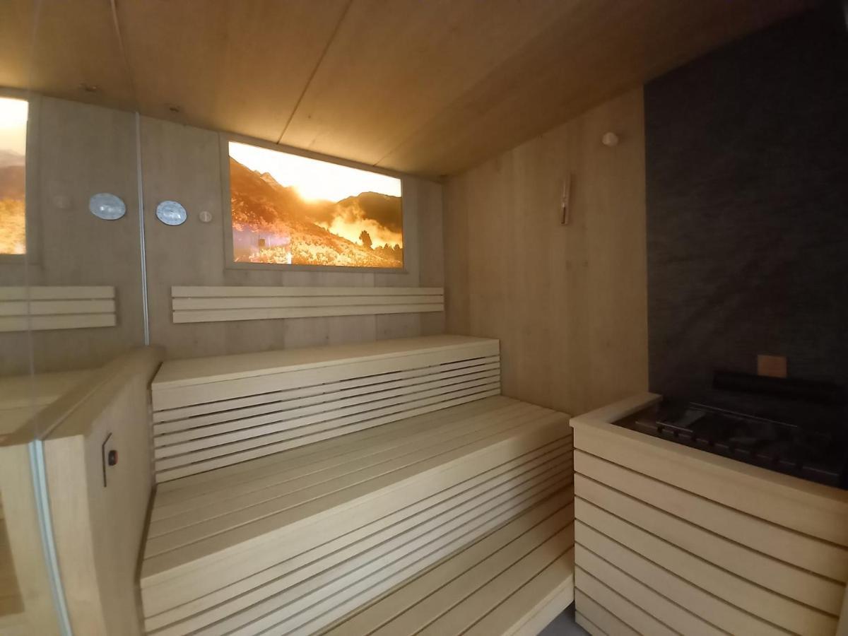 Hotel Alpenfrieden Капл Екстериор снимка