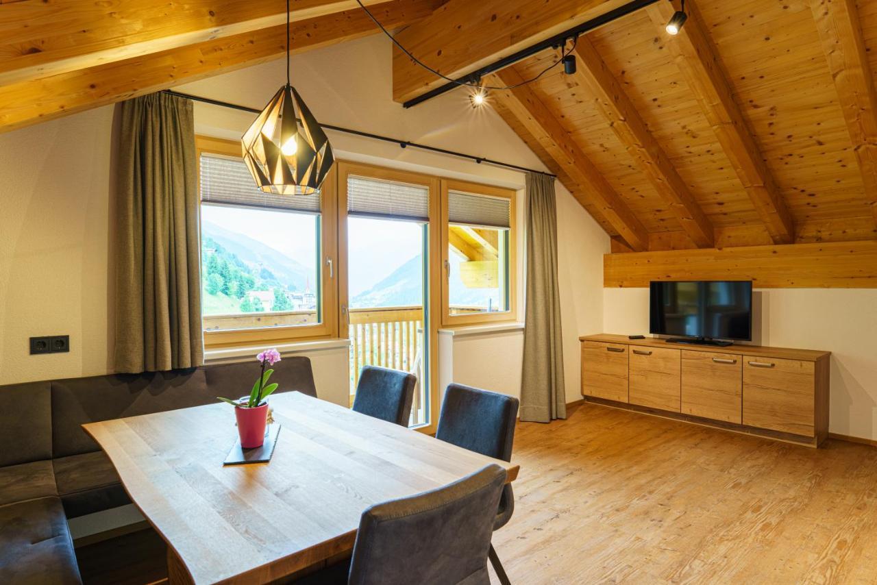 Hotel Alpenfrieden Капл Екстериор снимка