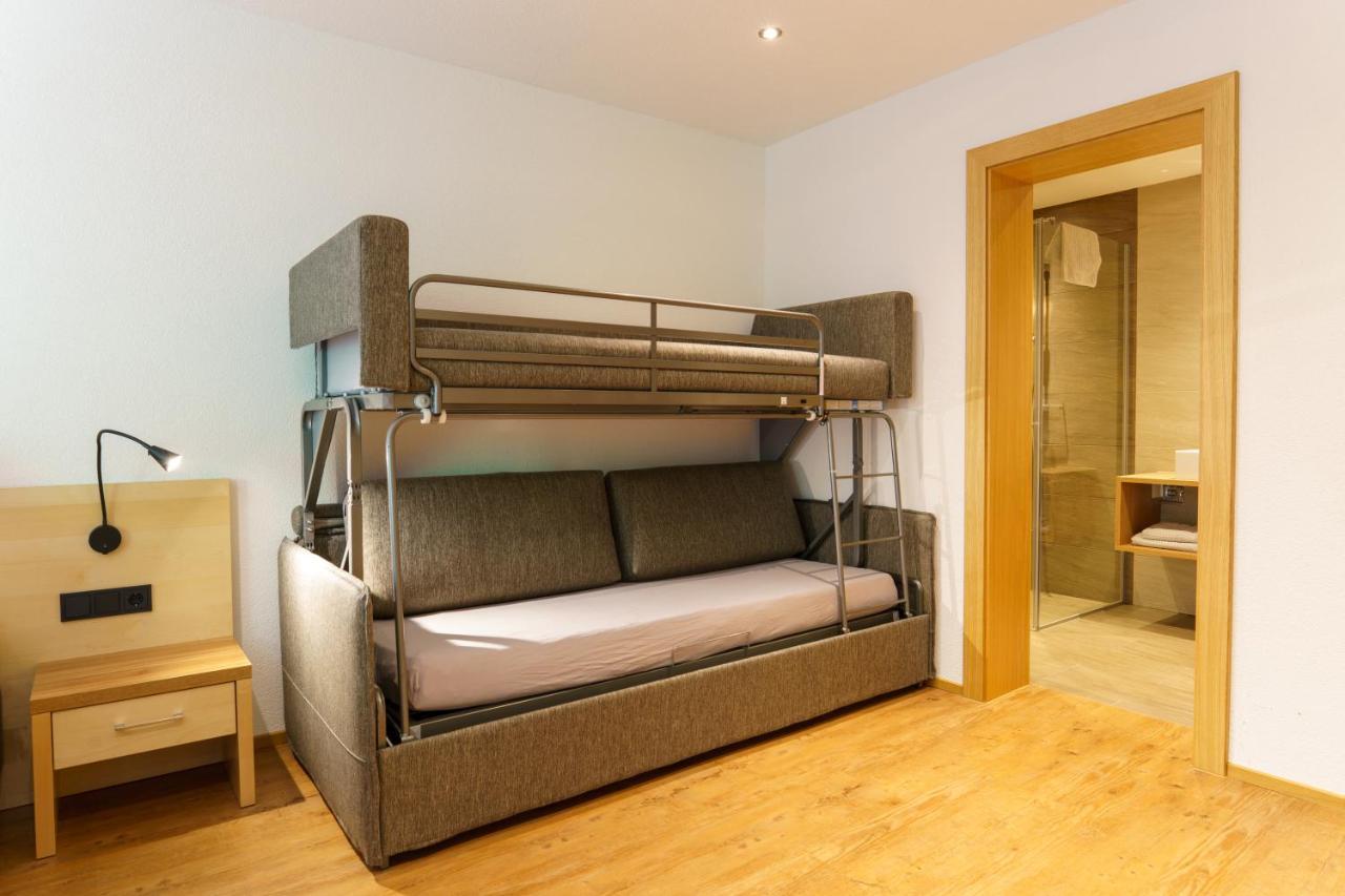 Hotel Alpenfrieden Капл Екстериор снимка