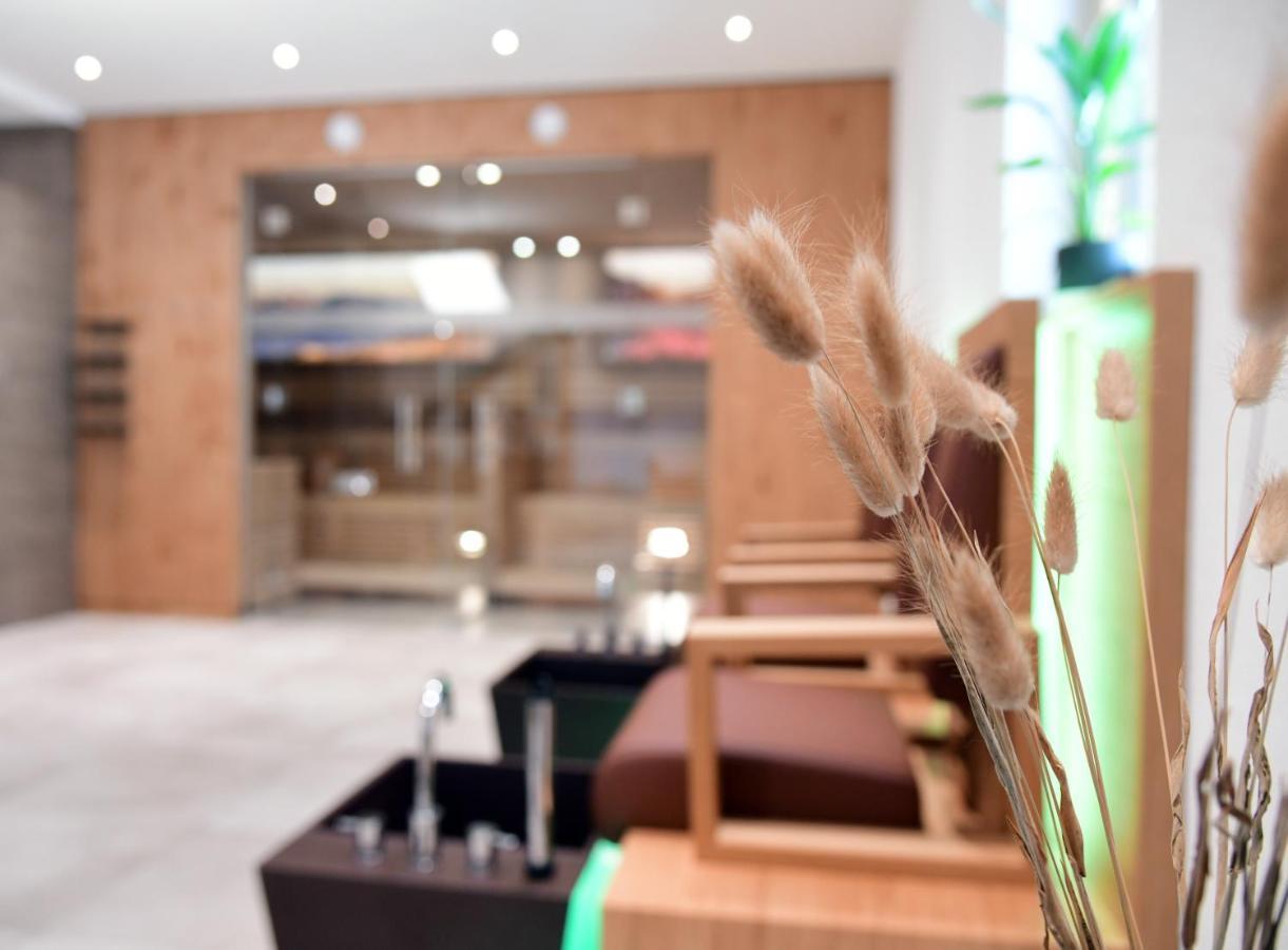 Hotel Alpenfrieden Капл Екстериор снимка