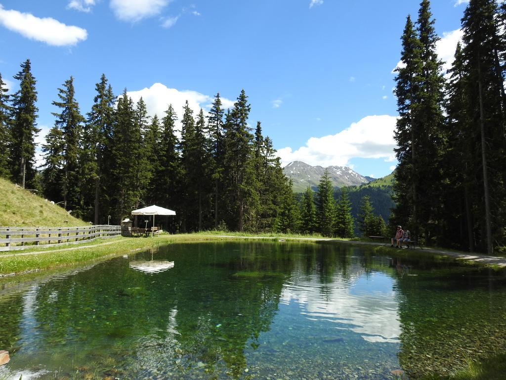 Hotel Alpenfrieden Капл Екстериор снимка